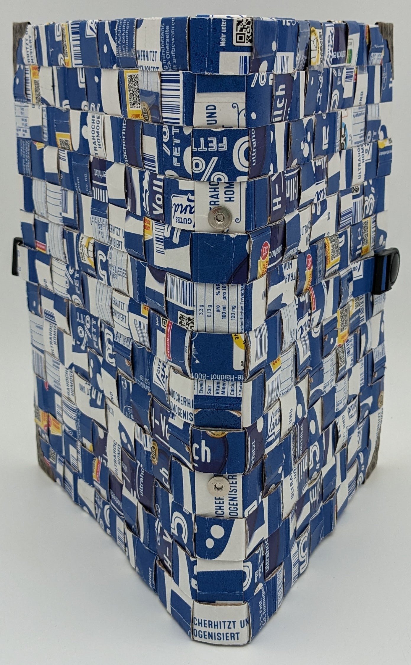 Ringbuchmappe A5 aus recycelten Tetrapack-Milchtüten – nachhaltig & robust