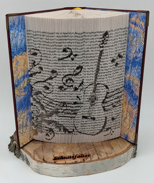 Gitarre als Buchskulptur